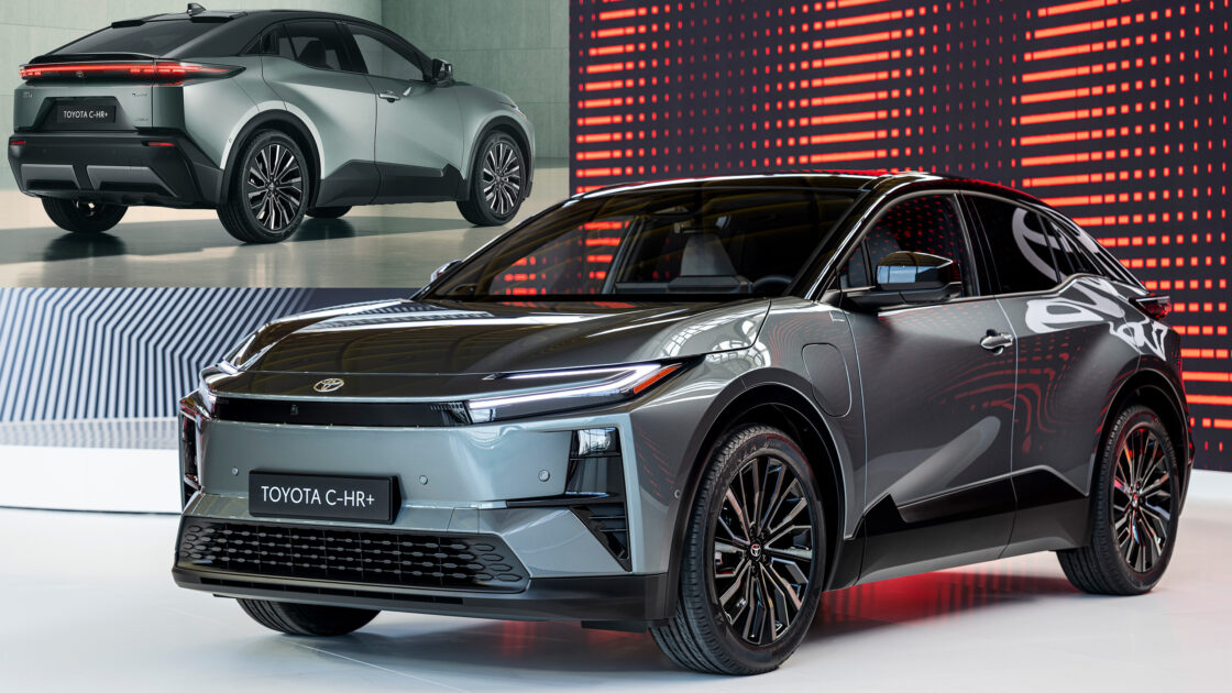 【車】340馬力ぃぃぃぃ?!トヨタ・C-HR”+”: 日本導入への期待と展望!