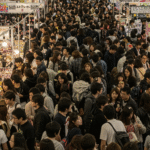 【悲報】原因は汗？コミケの臭い問題に立ち向かう企業と参加者の消臭対策の取り組み！